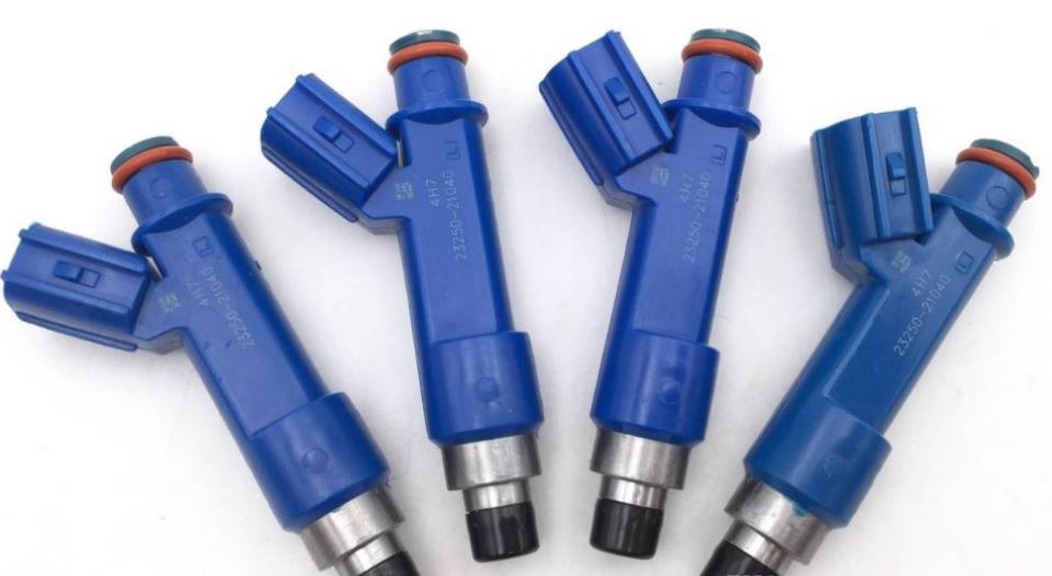 4 x 23250-21040 23209-21040 Fuel Injector For Yaris 06-14 1.5 Corolla 00 - 15