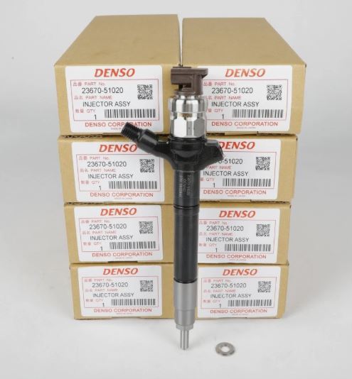 8x Genuine Denso Injectors for Toyota Landcruiser 200 Series V8 1VD-FTV