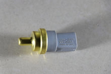 1PC Water Temperature Sensor for Audi A4 A6L A8 Q7 for POLO Magotan Sagitar Bora GOLF 05-12